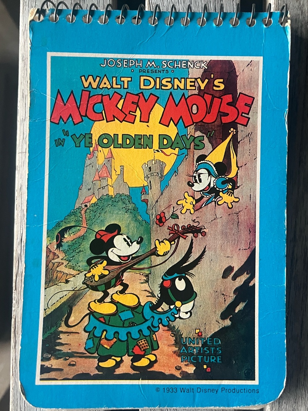 Vintage Walt Disney Mickey Mouse “Ye Olden Days” Memo Notebook 60 Sheet 4x6 Rare